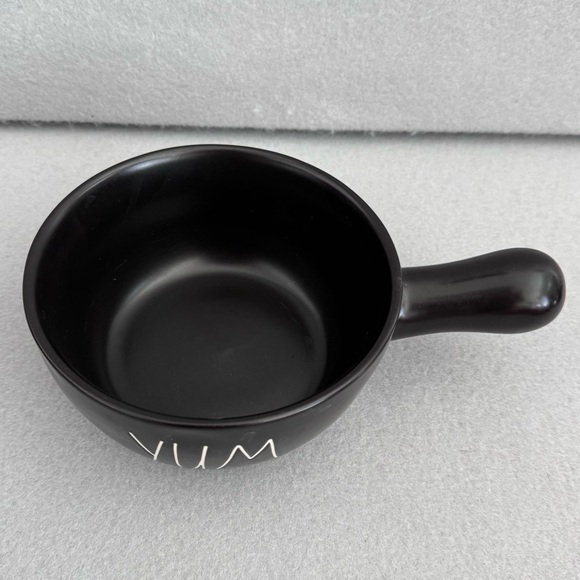 Rae Dunn "YUM" Black Bowl with Handle Artisan Magenta Collection - Picture 2 of 4